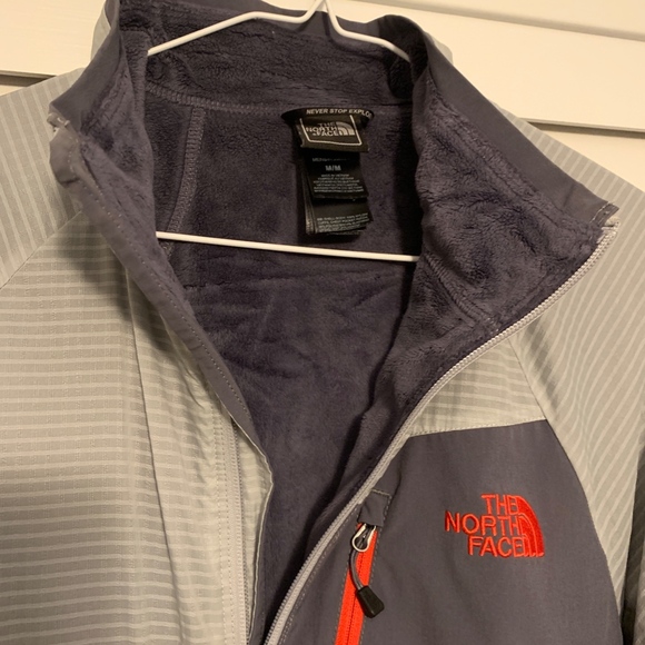 The North Face Warm Jacket - Picture 3 of 6